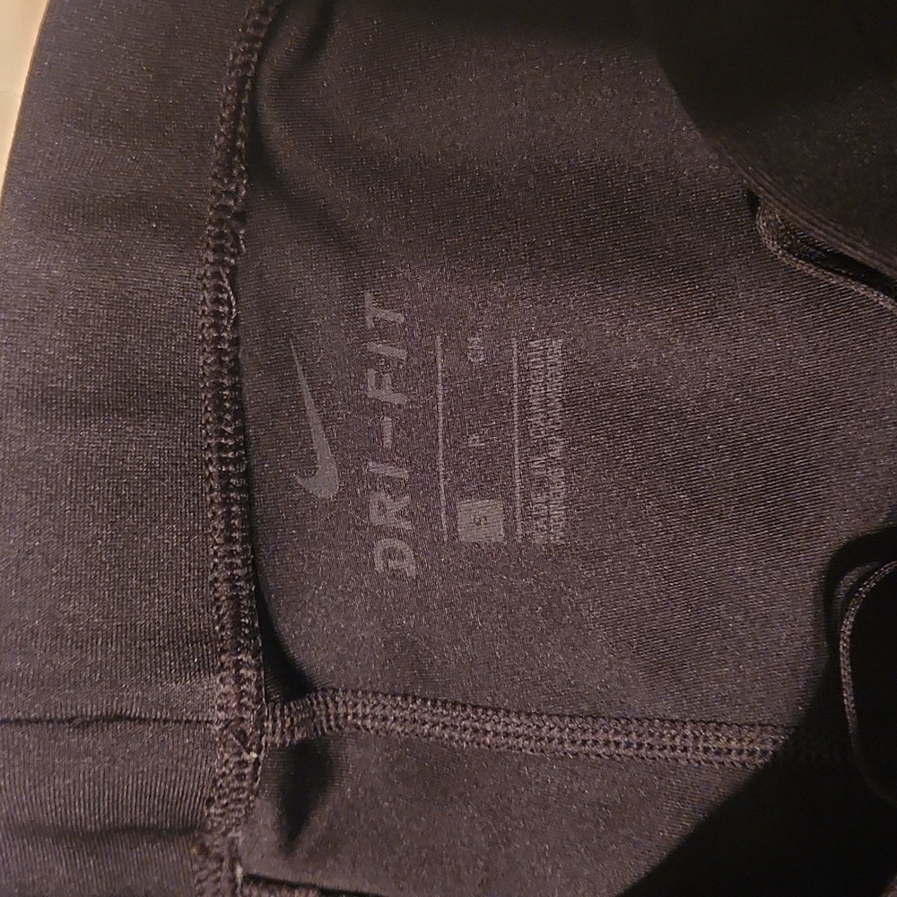 Nike Small Black